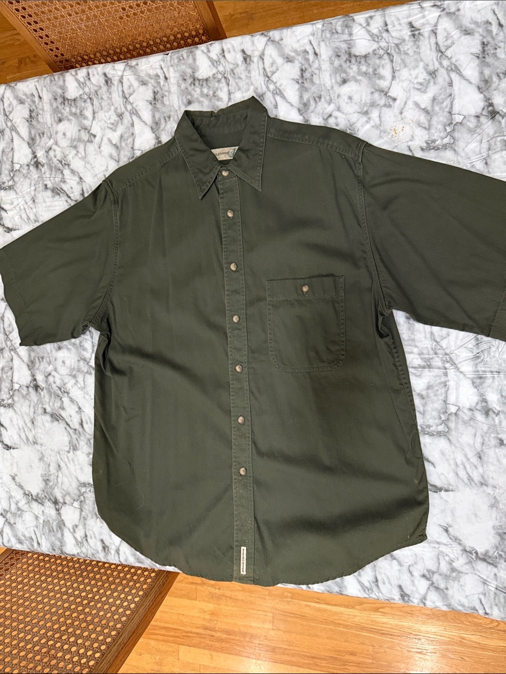 Men's Short-Sleeve Button-Up Shirt — Olive Green Fieldmaster 100% Cotton  Large